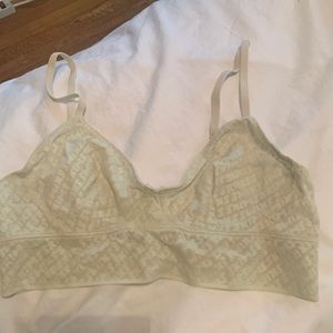 SKIMS triangle logo bralette. Size M no wire